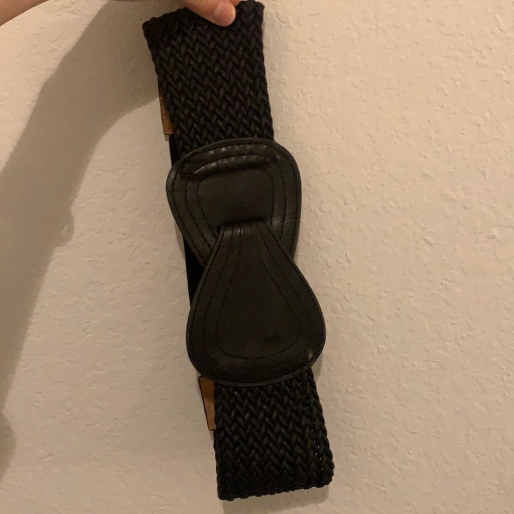 Black womens belt size small/medium. Y2K fashion friendly